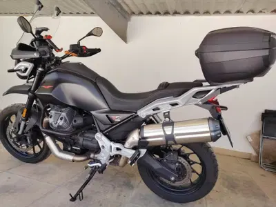 Moto Guzzi V85 Strada (2024 - 26) usata