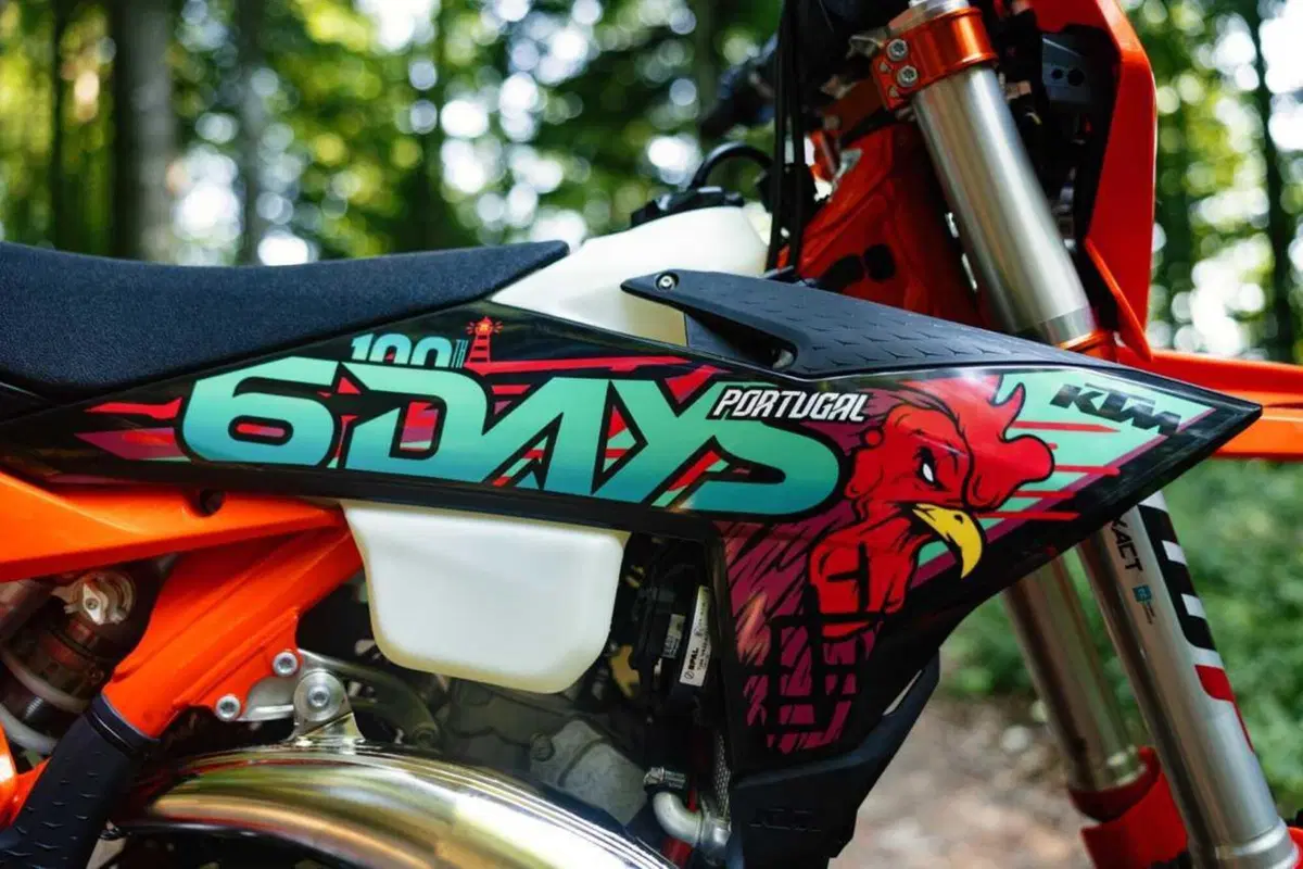 KTM celebra i 100 anni della Sei Giorni con le nuove EXC 6DAYS 2027 [GALLERY] (10)