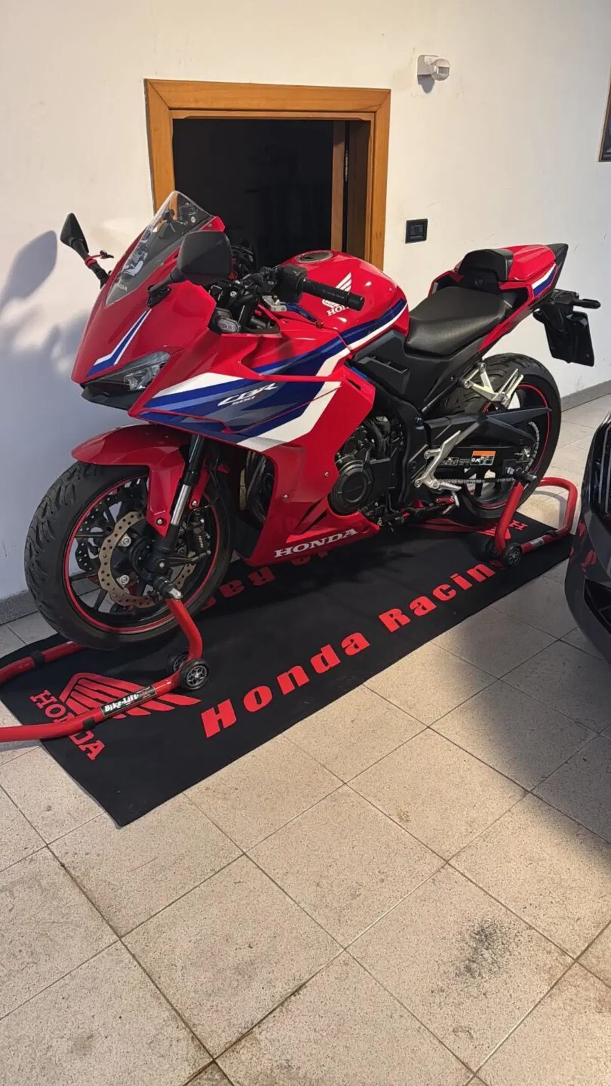 Honda CBR 500 R (2024 - 25) (4)