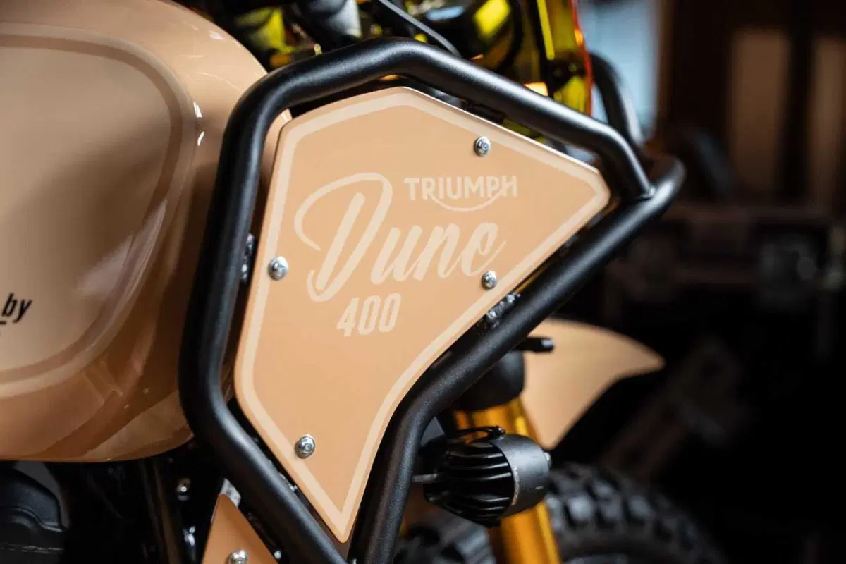 Triumph Dune 400: la Scrambler di Triumph che sogna il deserto (e forse un giorno in vendita) (2)