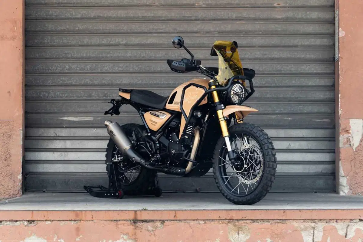 Triumph Dune 400: la Scrambler di Triumph che sogna il deserto (e forse un giorno in vendita) (11)