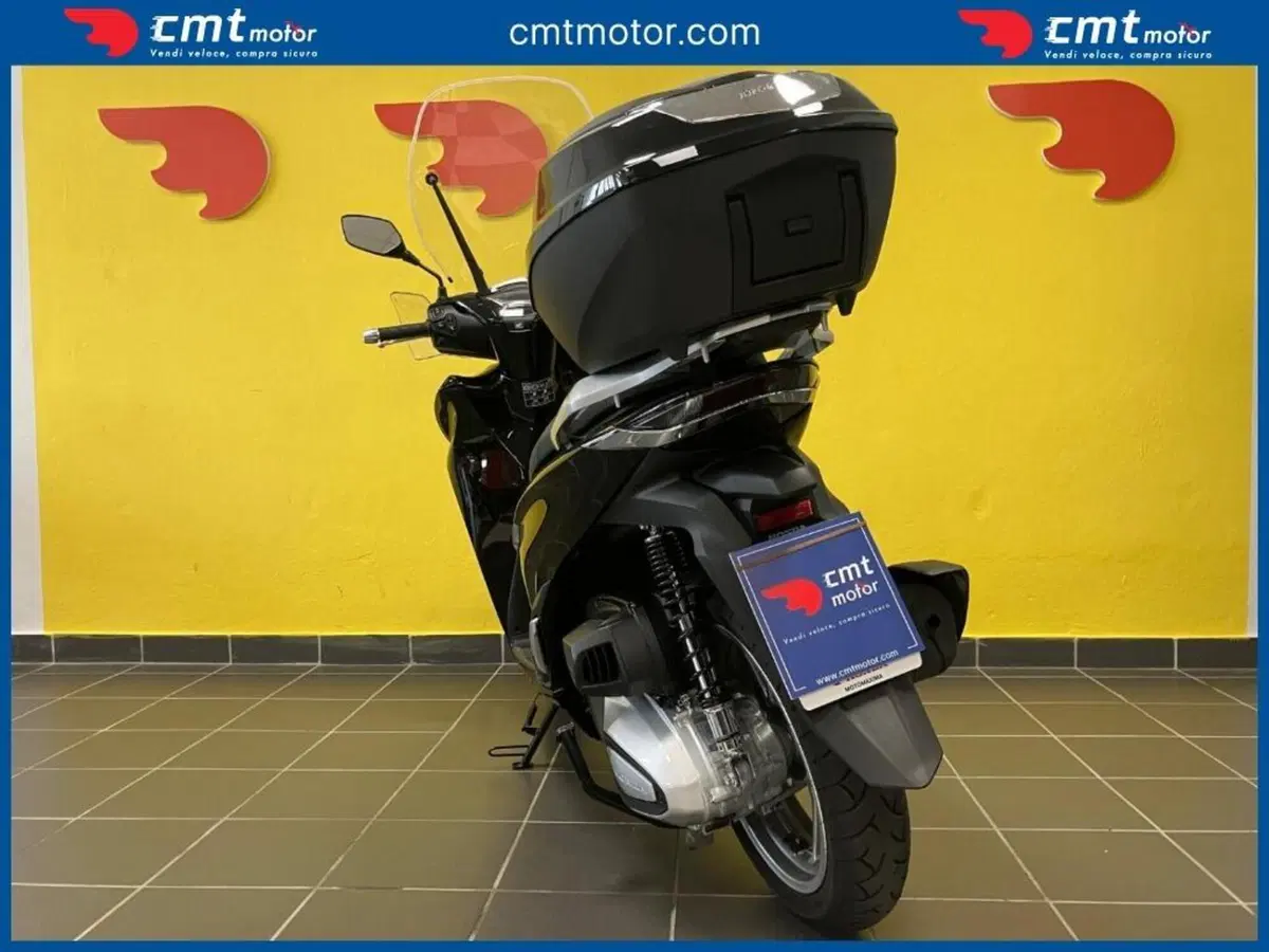 Honda SH 350 (2021 - 24) (4)
