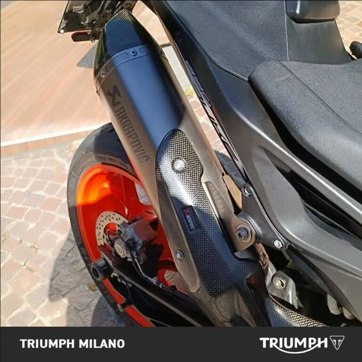 KTM 890 Duke R (2021) (5)