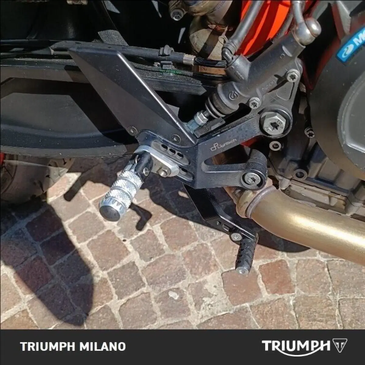 KTM 890 Duke R (2021) (4)