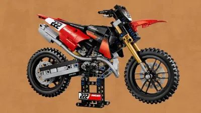 La Ducati Desmo450 MX diventa LEGO: arriva il nuovo set dedicato al motocross