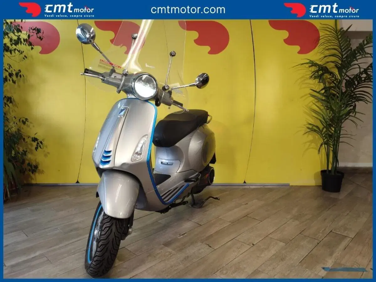 Vespa Vespa Elettrica 70 (2020 - 24) (2)