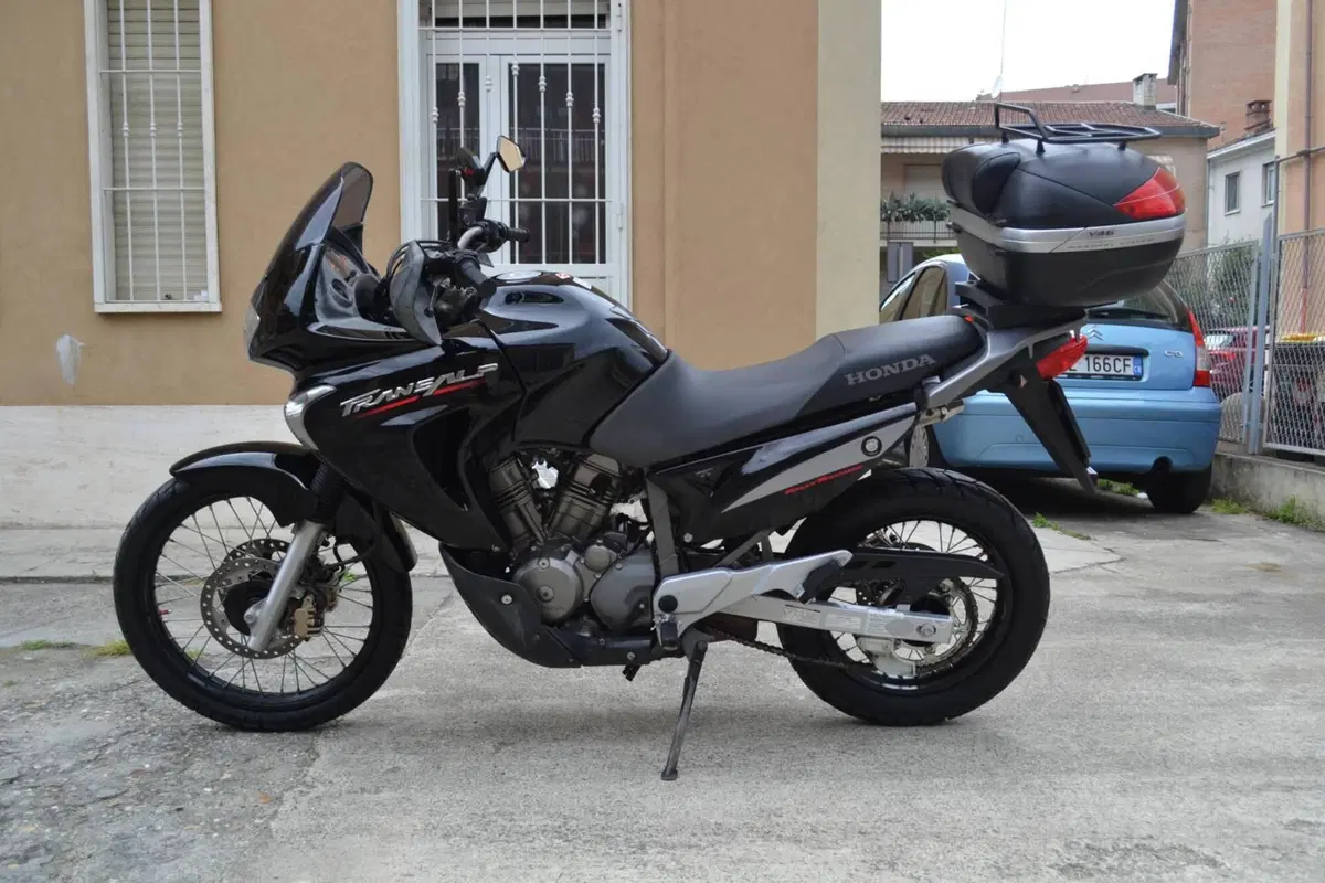 Honda Transalp XL 650V (2005 - 06) (9)