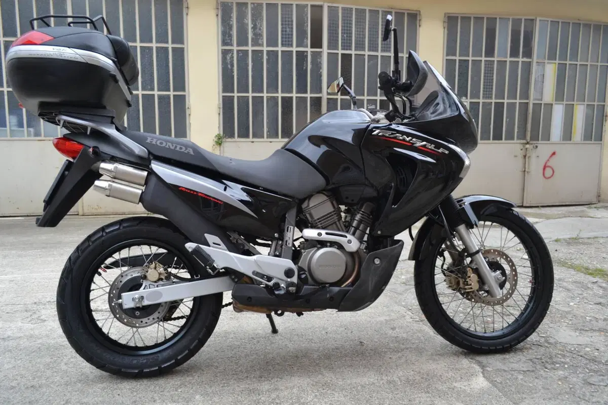 Honda Transalp XL 650V (2005 - 06) (14)