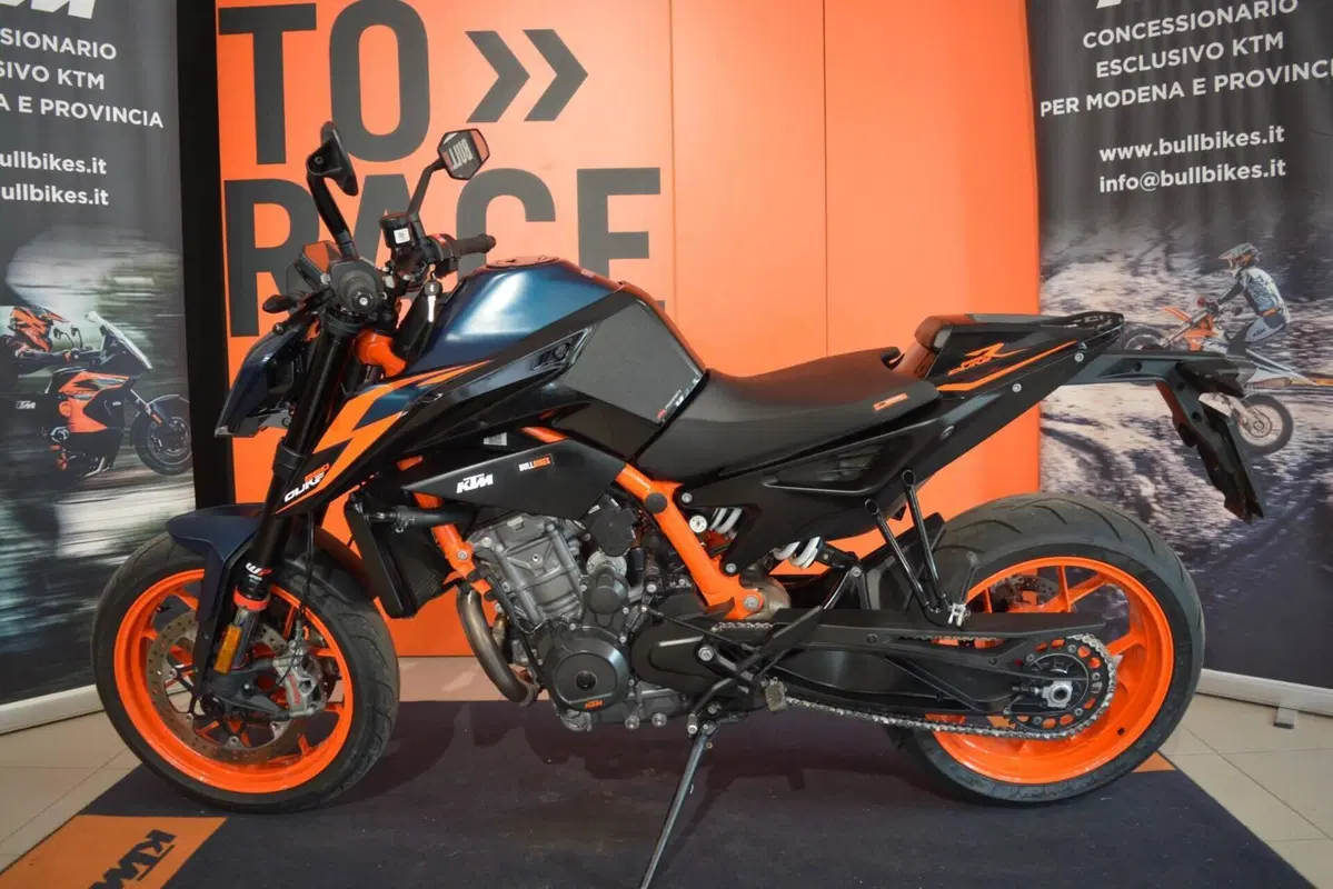 KTM 890 Duke R (2022 - 23) (2)