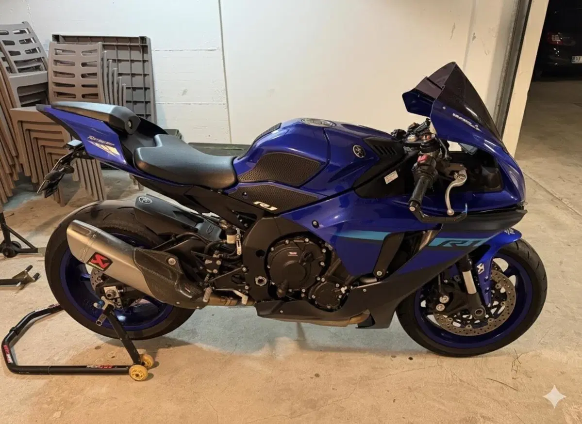 Yamaha YZF R1 (2020 - 25) (3)