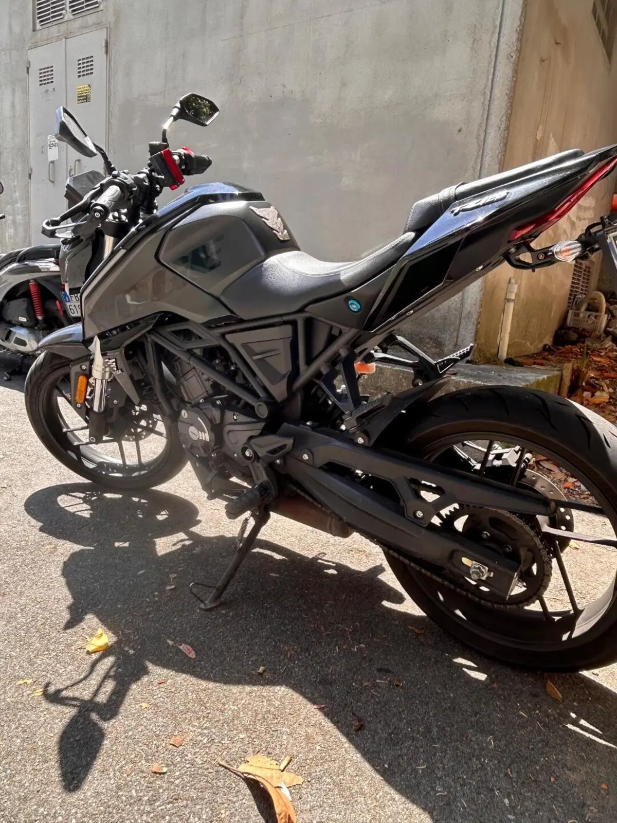 Voge Brivido 125R (2023 - 26) (2)