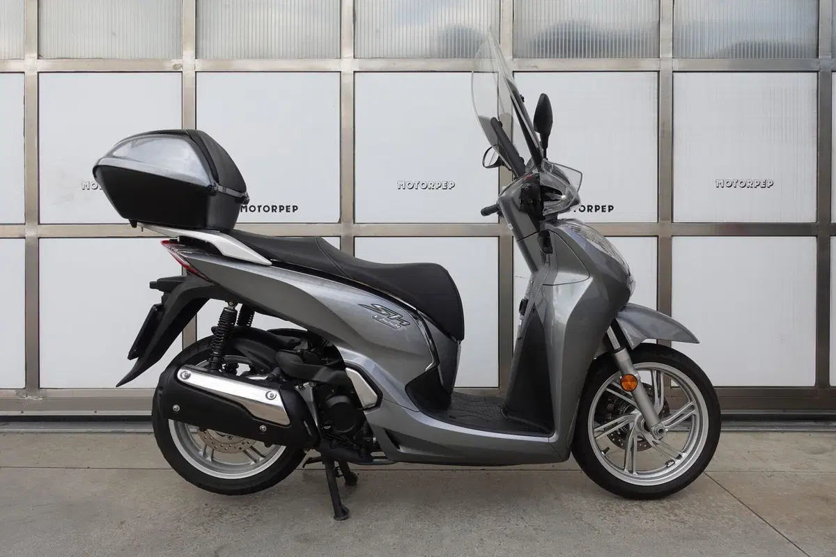 Honda SH 300 i ABS (2016 - 20) (2)