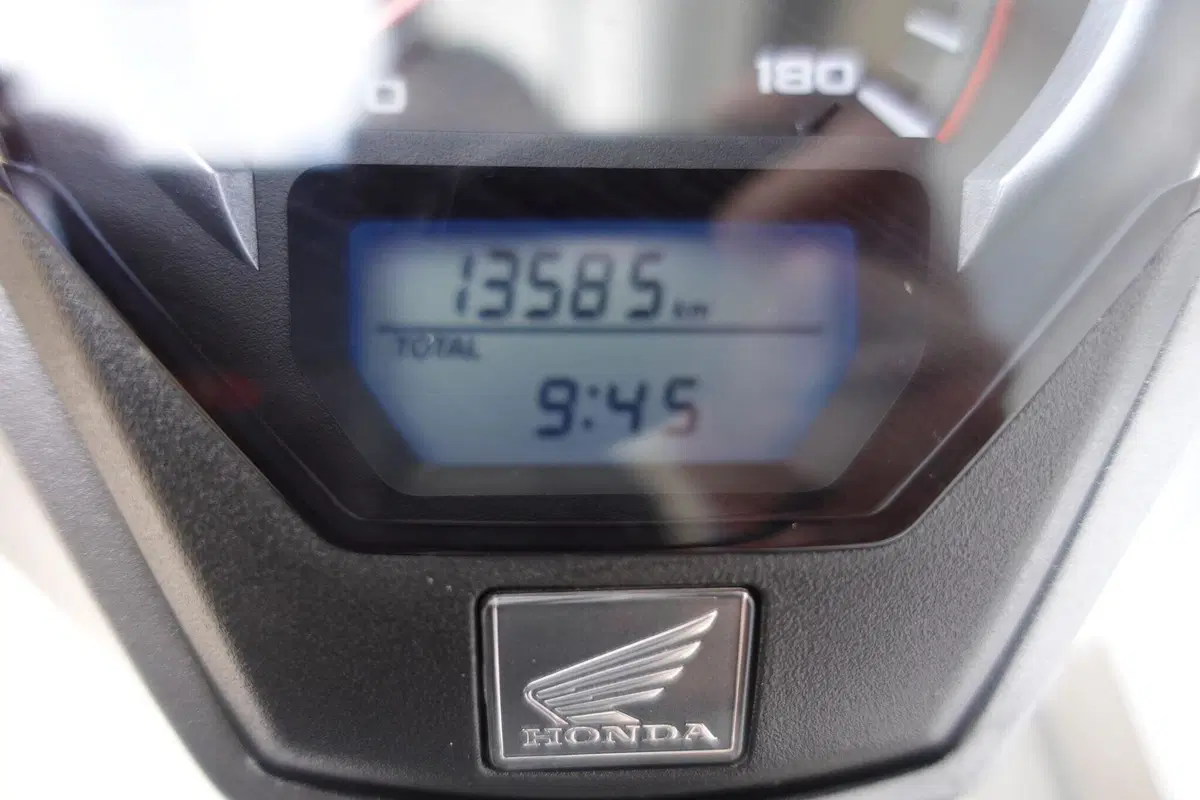 Honda SH 300 i ABS (2016 - 20) (4)