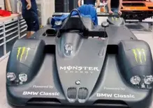 Rossi torna a Goodwood con la BMW 12 cilindri