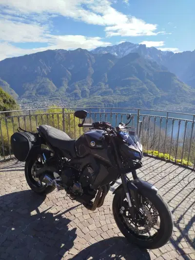 Yamaha MT-09 (2017 - 20) usata