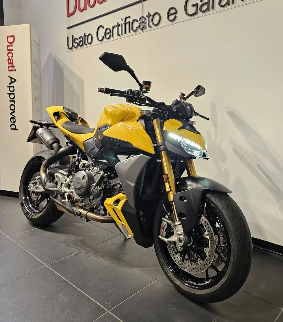 Ducati Streetfighter V2 S (2025 - 26) (3)