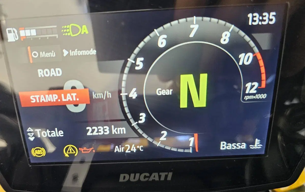 Ducati Streetfighter V2 S (2025 - 26) (5)