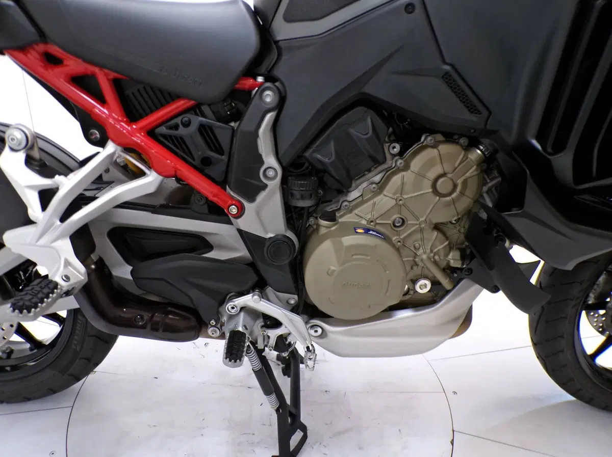 Ducati Multistrada V4 S (2021 - 24) (10)