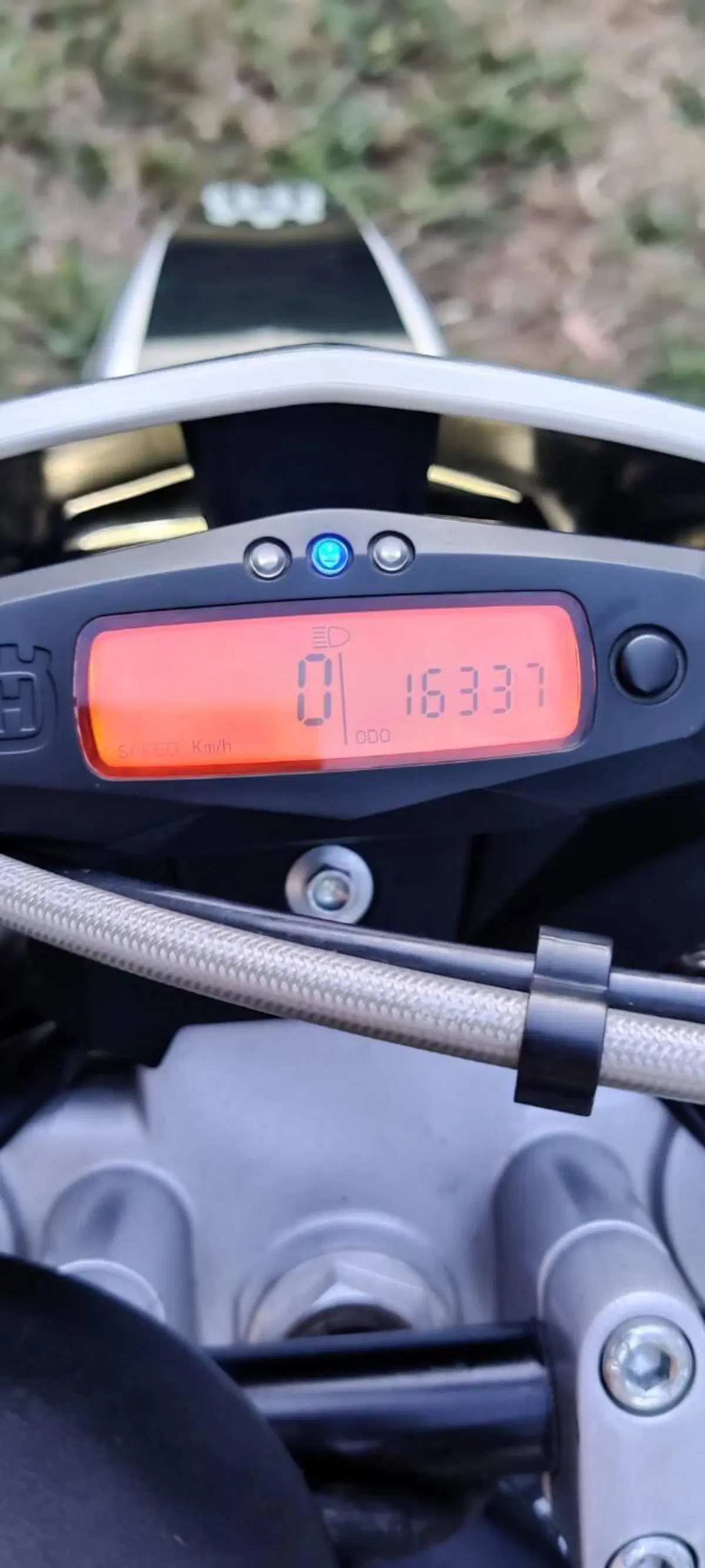 Husqvarna SM 125 (2010 - 12) (9)