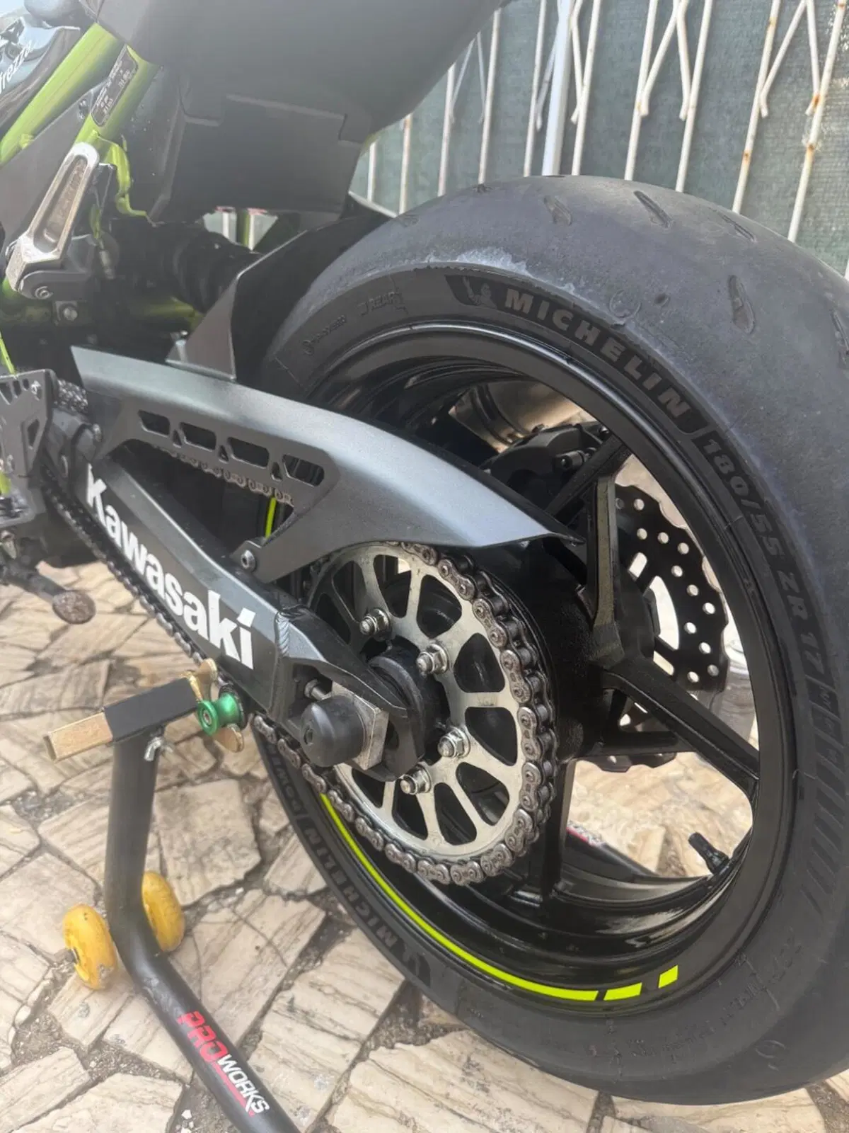 Kawasaki Z 900 Performance (2020) (5)