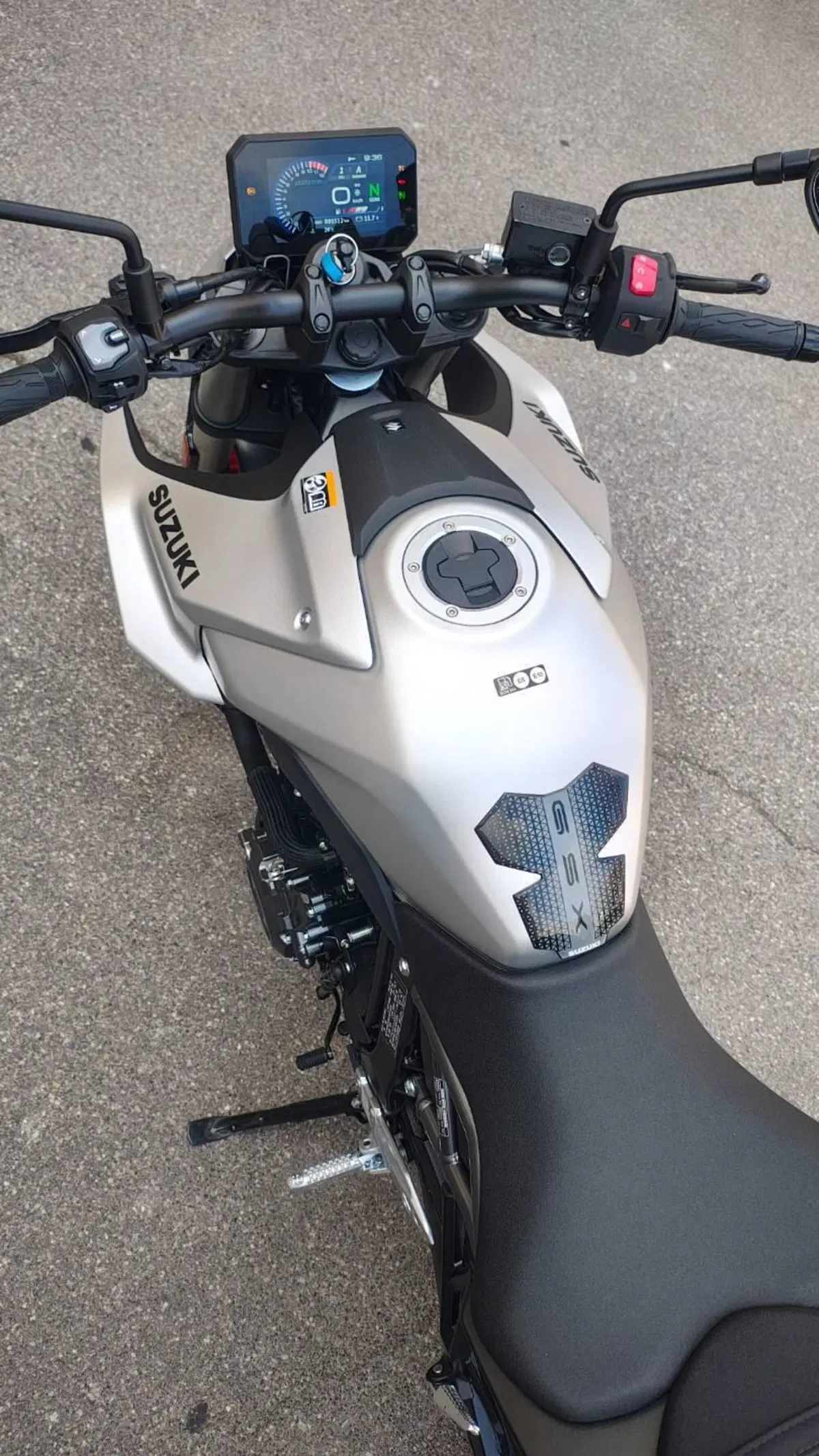Suzuki GSX-8S (2025 - 26) (3)