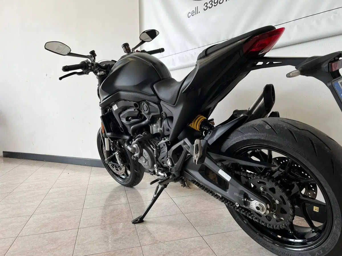 Ducati Monster 937 + (2021 - 25) (4)