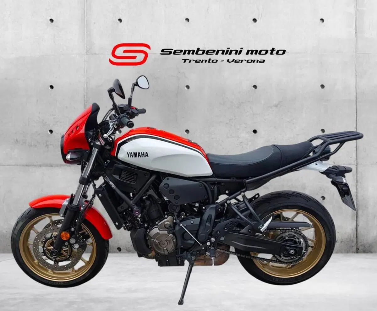Yamaha XSR 700 (2021) (2)
