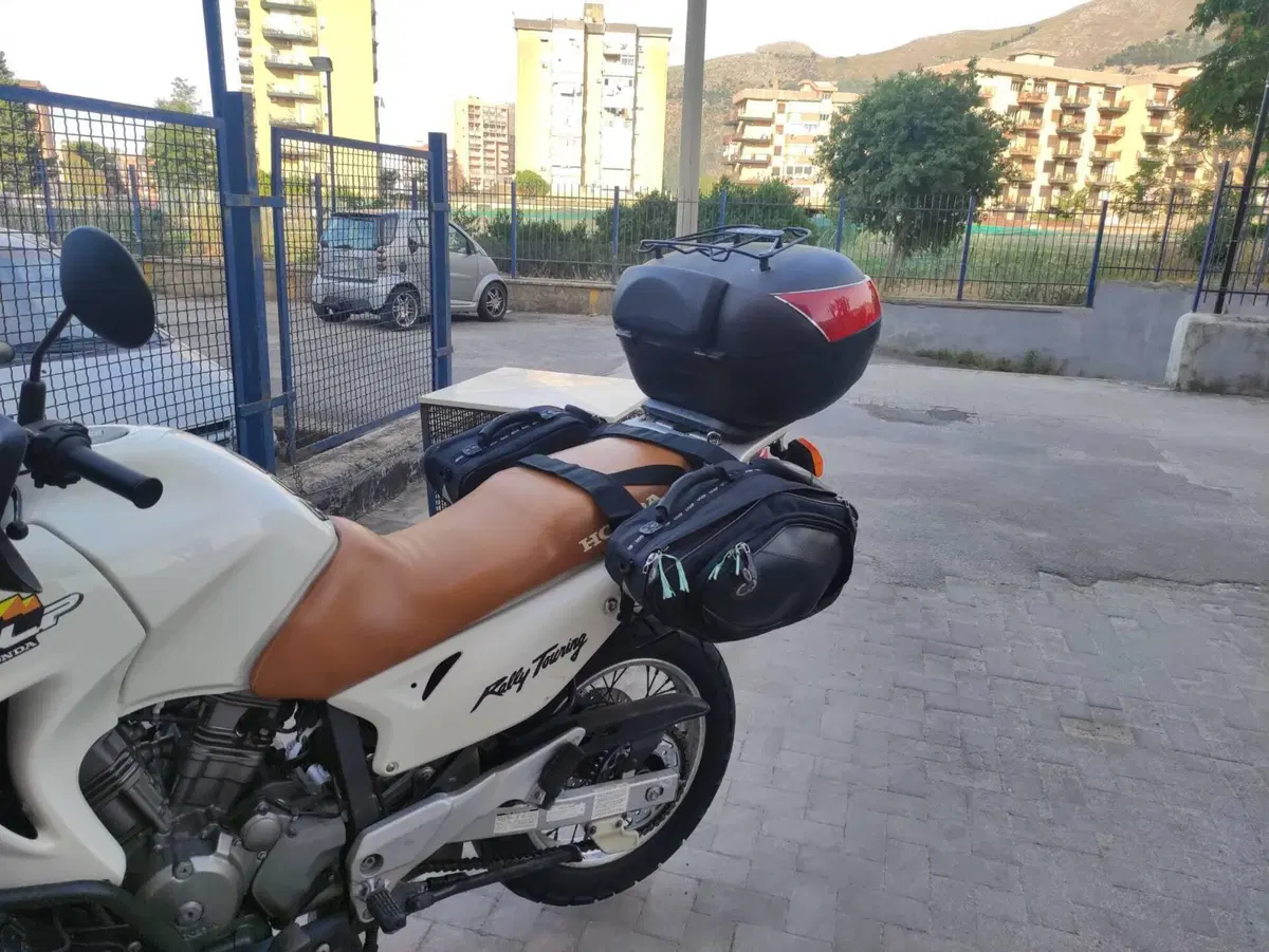 Honda transalp 650 (3)