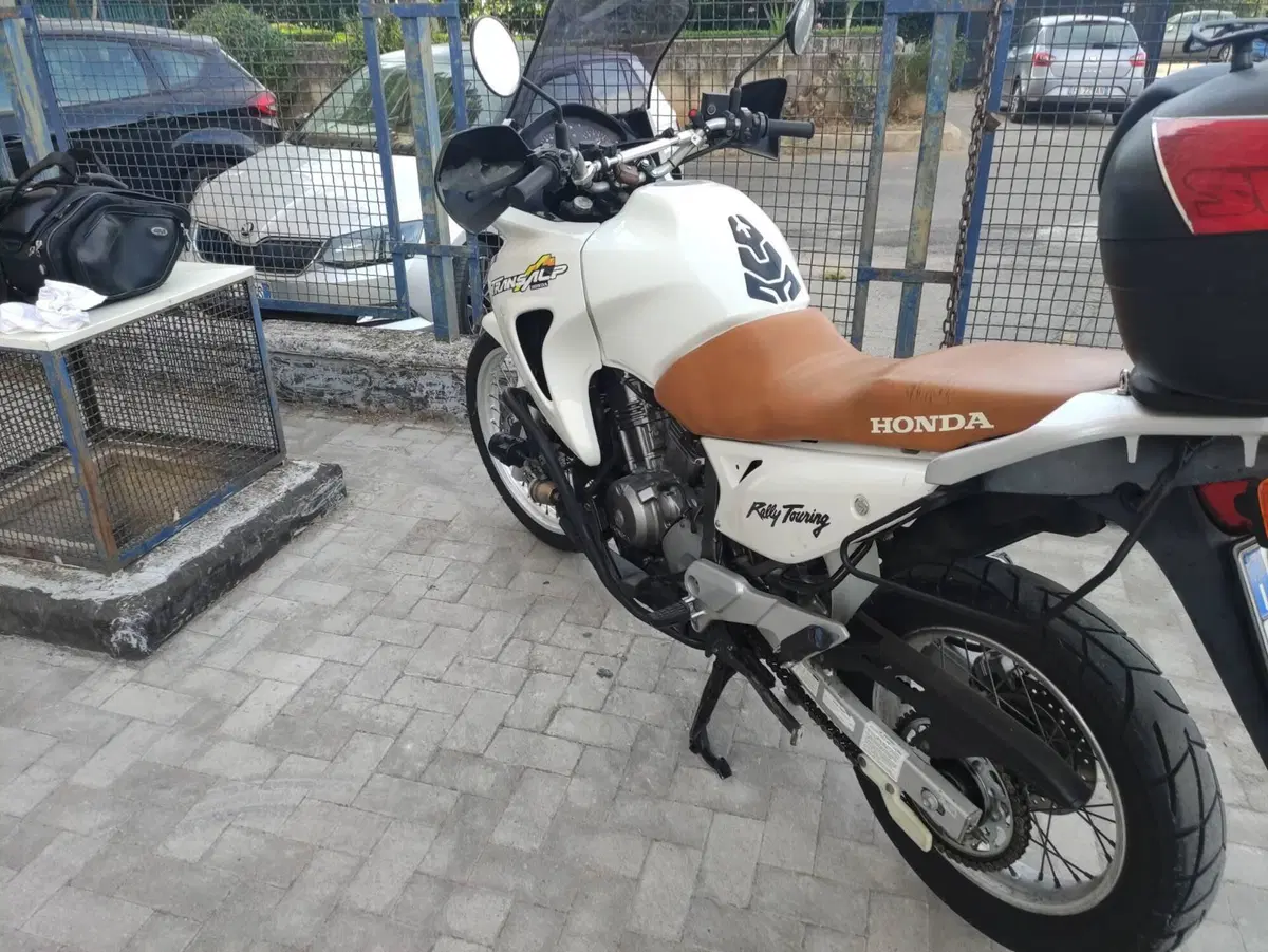 Honda transalp 650 (4)