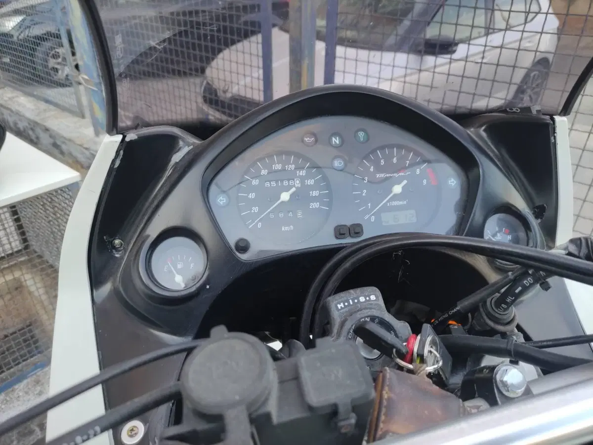 Honda transalp 650 (5)