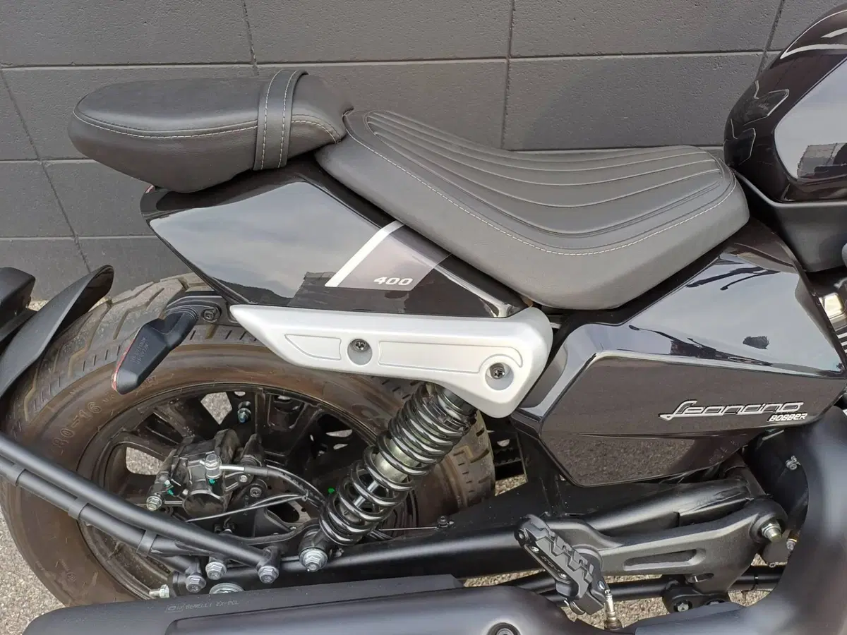 Benelli Leoncino 400 Bobber (2026) (5)