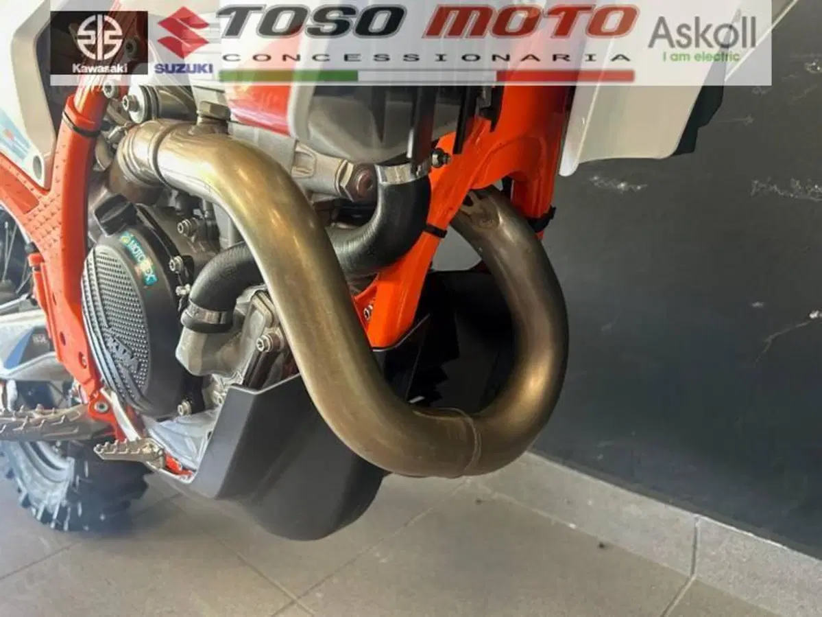 KTM 350 EXC-F Six Days (2023) (5)
