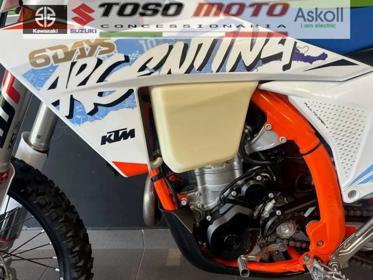 KTM 350 EXC-F Six Days (2023) (11)
