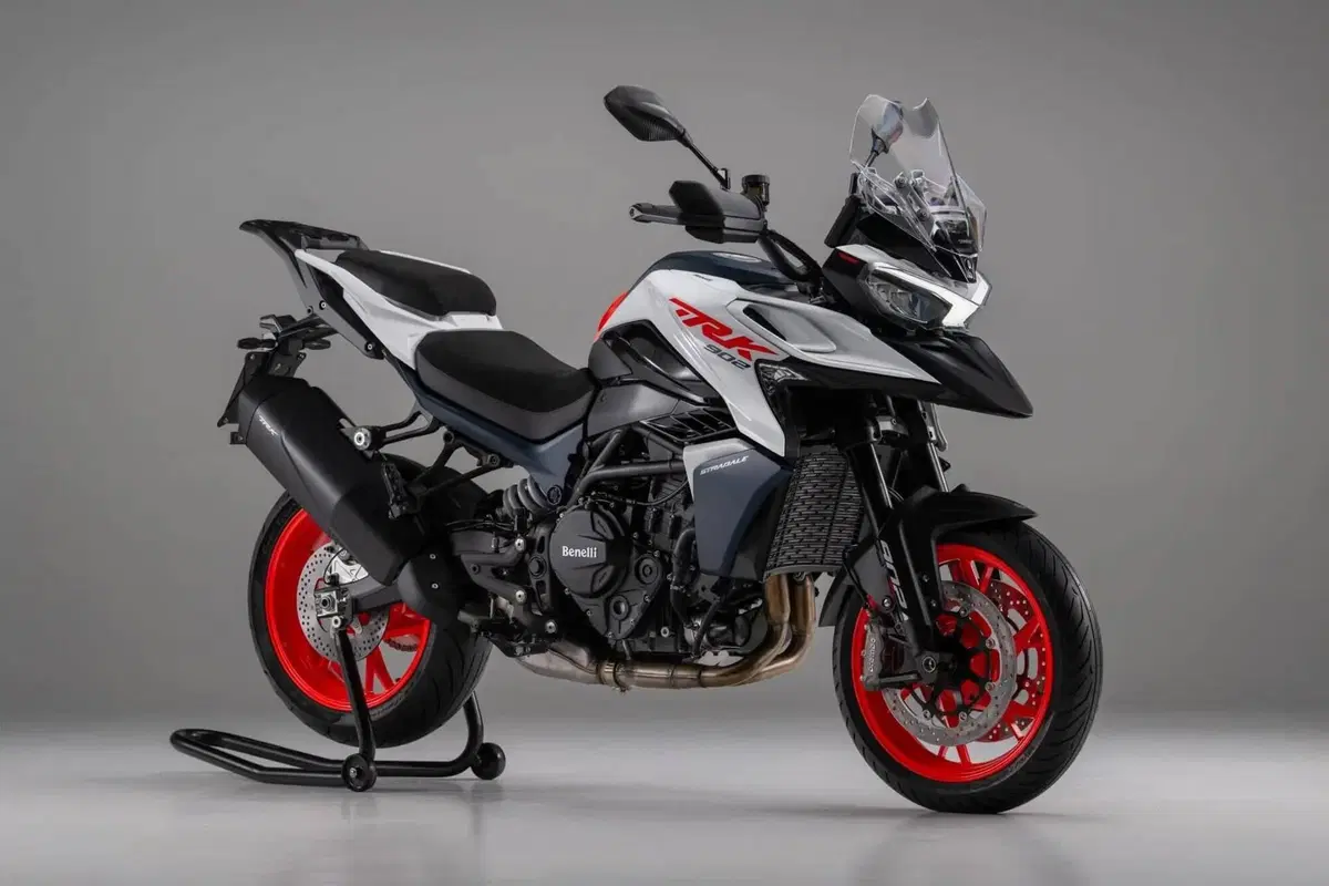 Benelli TRK 902 Stradale (2026) (2)