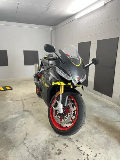 Aprilia RSV4 1100 (2025 - 26) usata