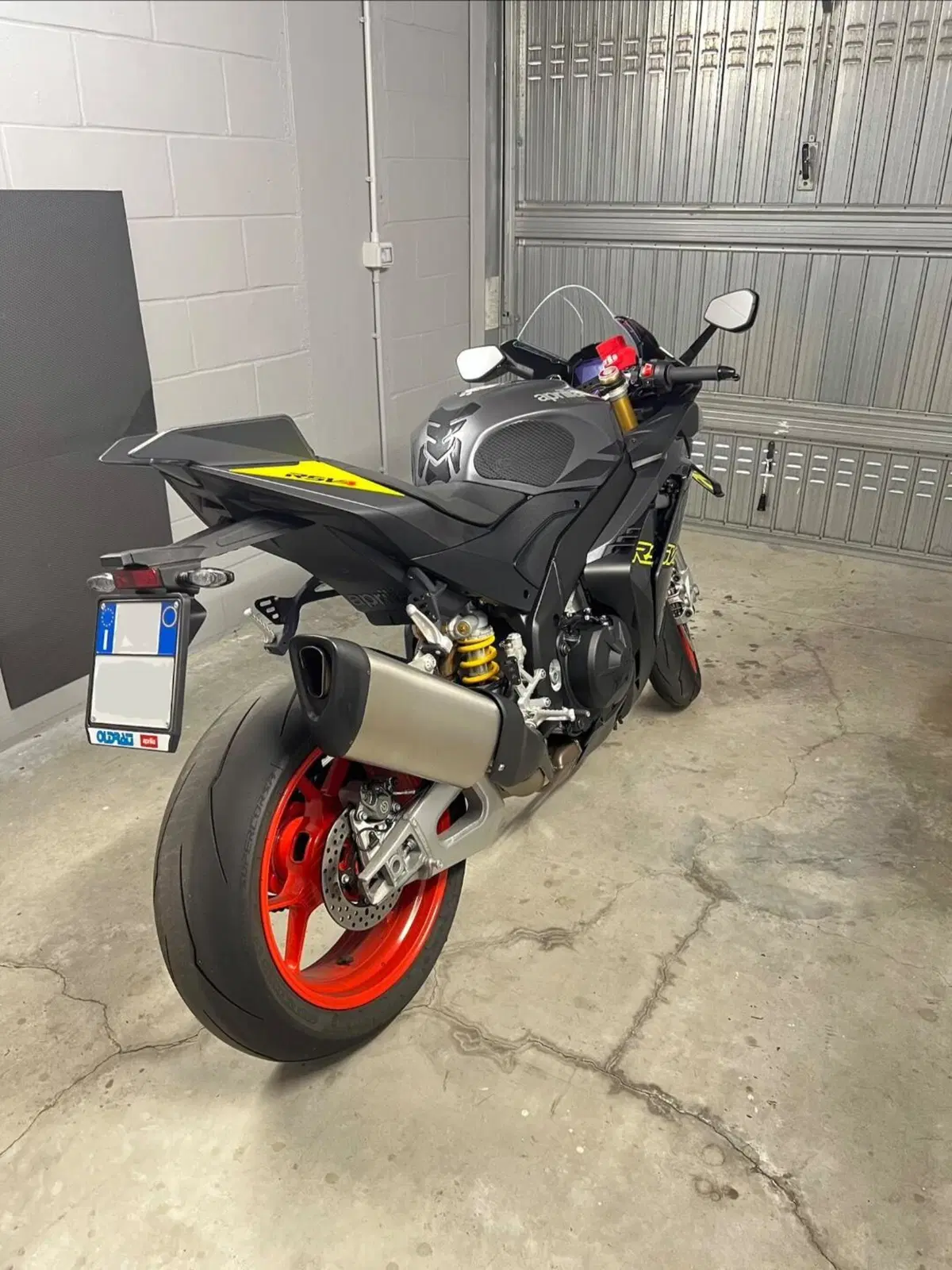 Aprilia RSV4 1100 (2025 - 26) (3)