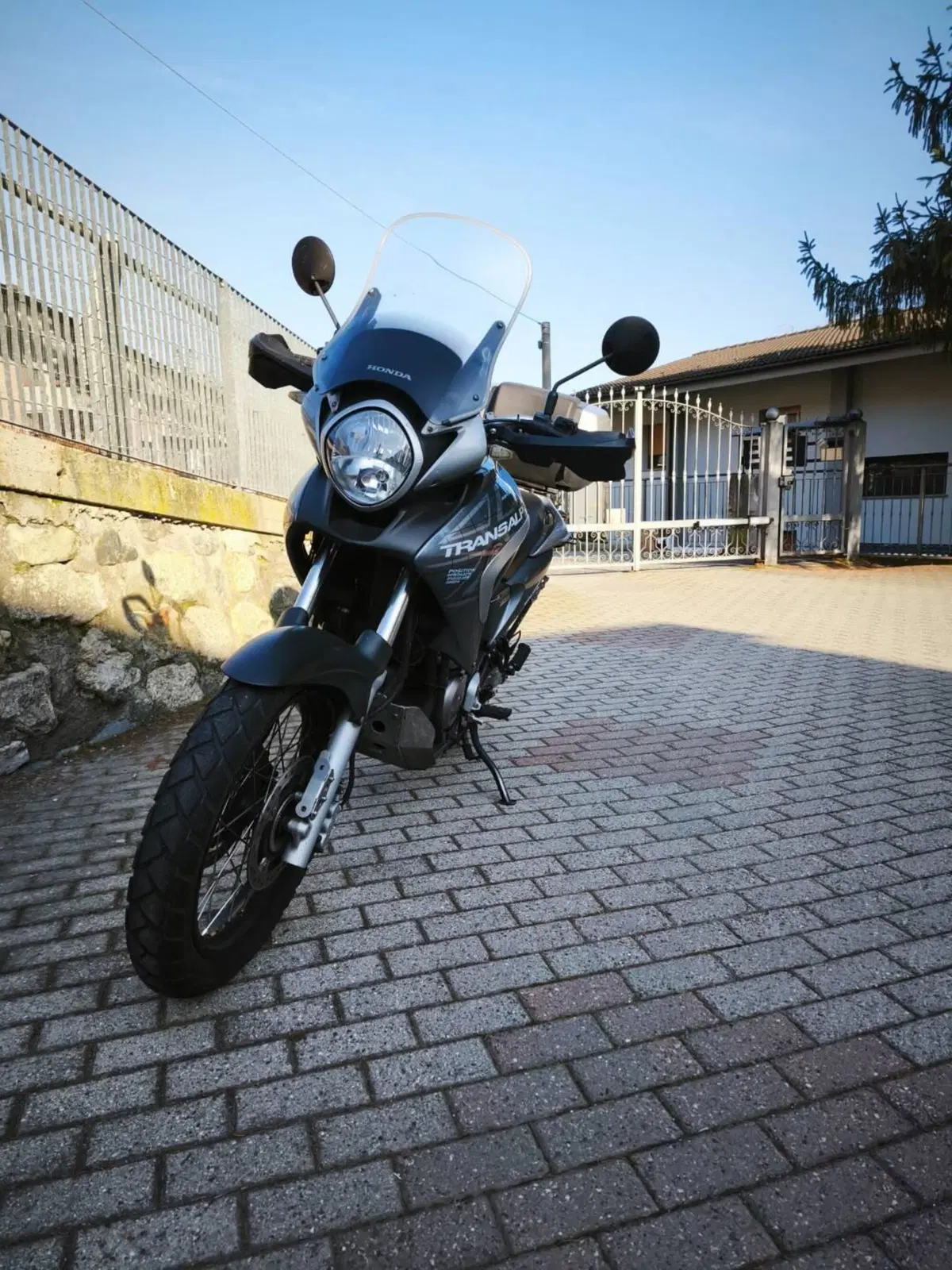 Honda Transalp XL 700 V ABS (2007 - 2013) (4)