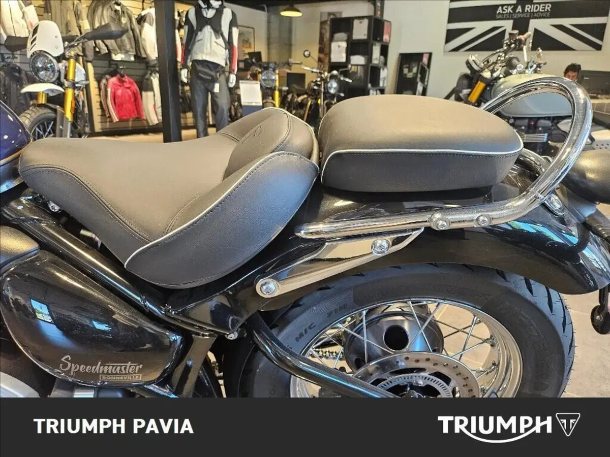Triumph Bonneville Speedmaster 1200 (2026) (16)