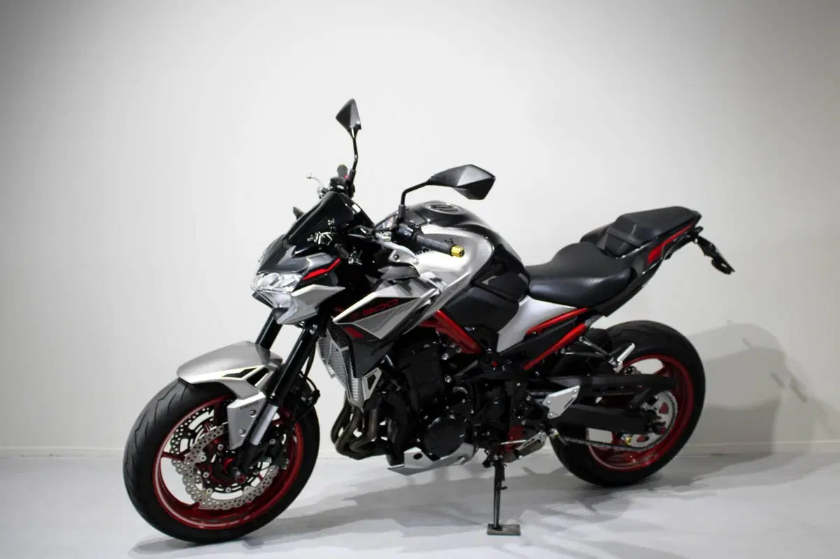 Kawasaki Z 900 A2 (2021 - 24) (3)