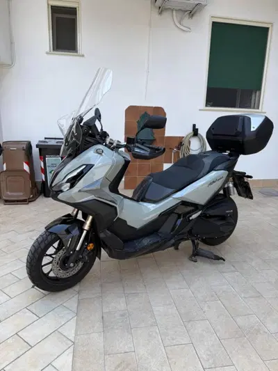 Honda ADV 350 (2022 - 24) usata