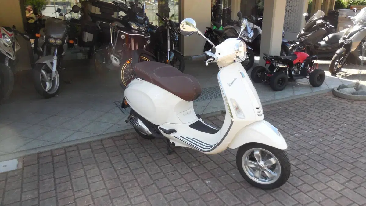 Vespa Primavera 50 2T (2014 - 17) (3)