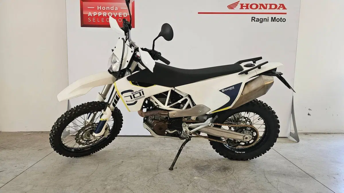 Husqvarna 701 Enduro (2017 - 19) (2)