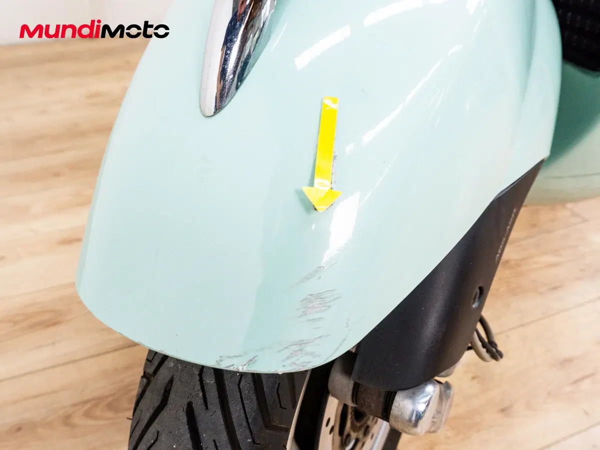 Vespa GTS 300 Hpe (2019) (18)