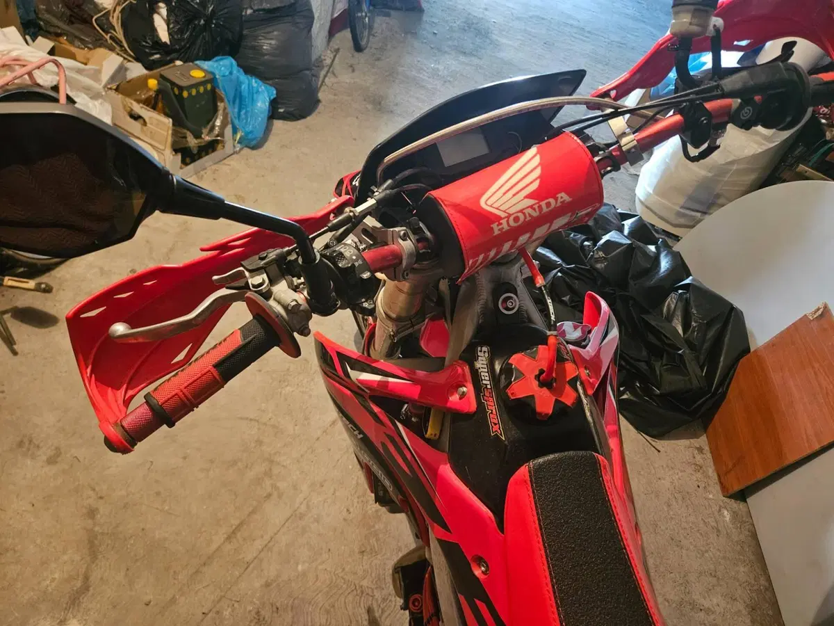 Honda CRF 450R (2006) (5)