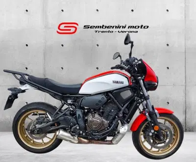 Yamaha XSR 700 (2021) usata