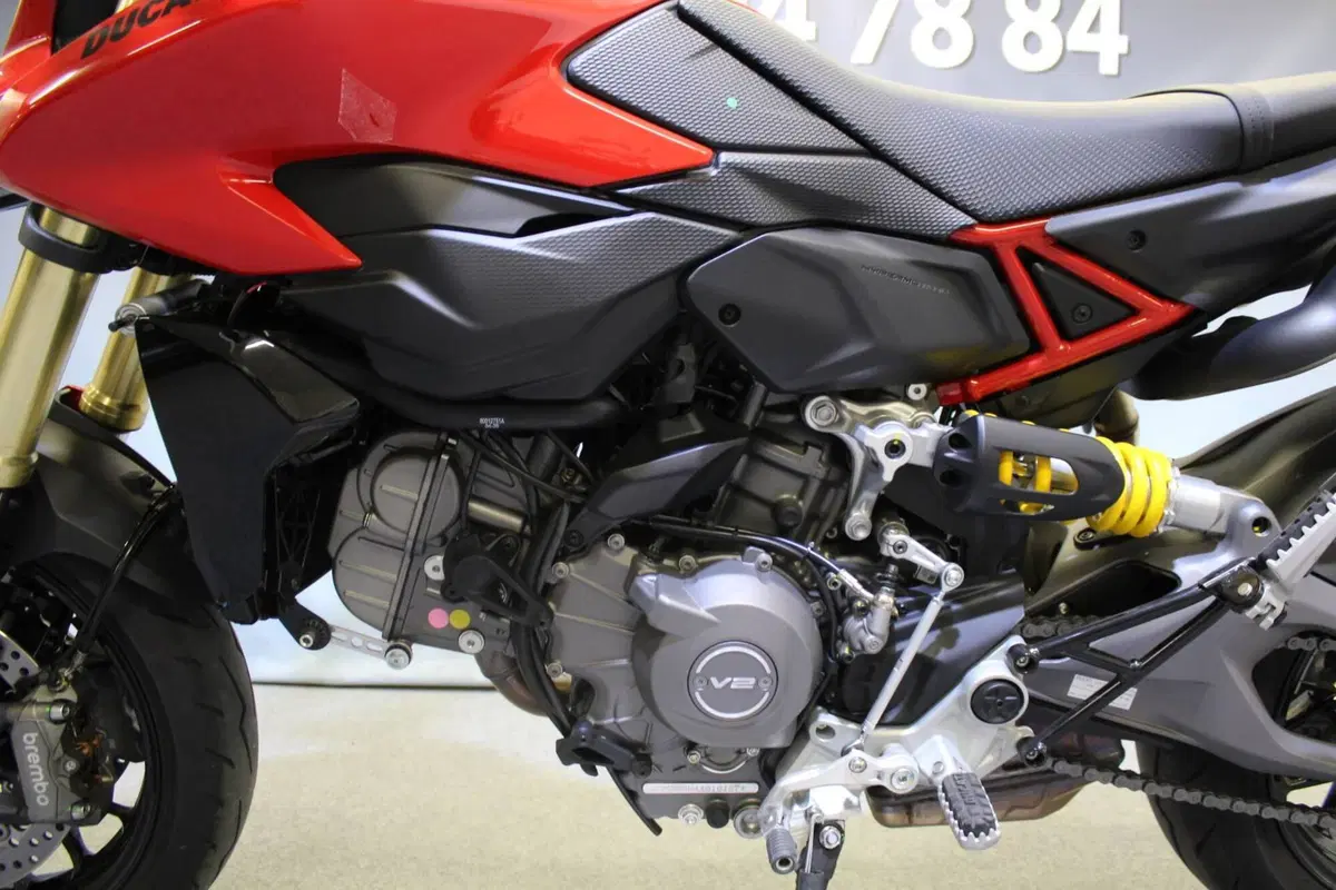 Ducati Hypermotard V2 (2026) (17)