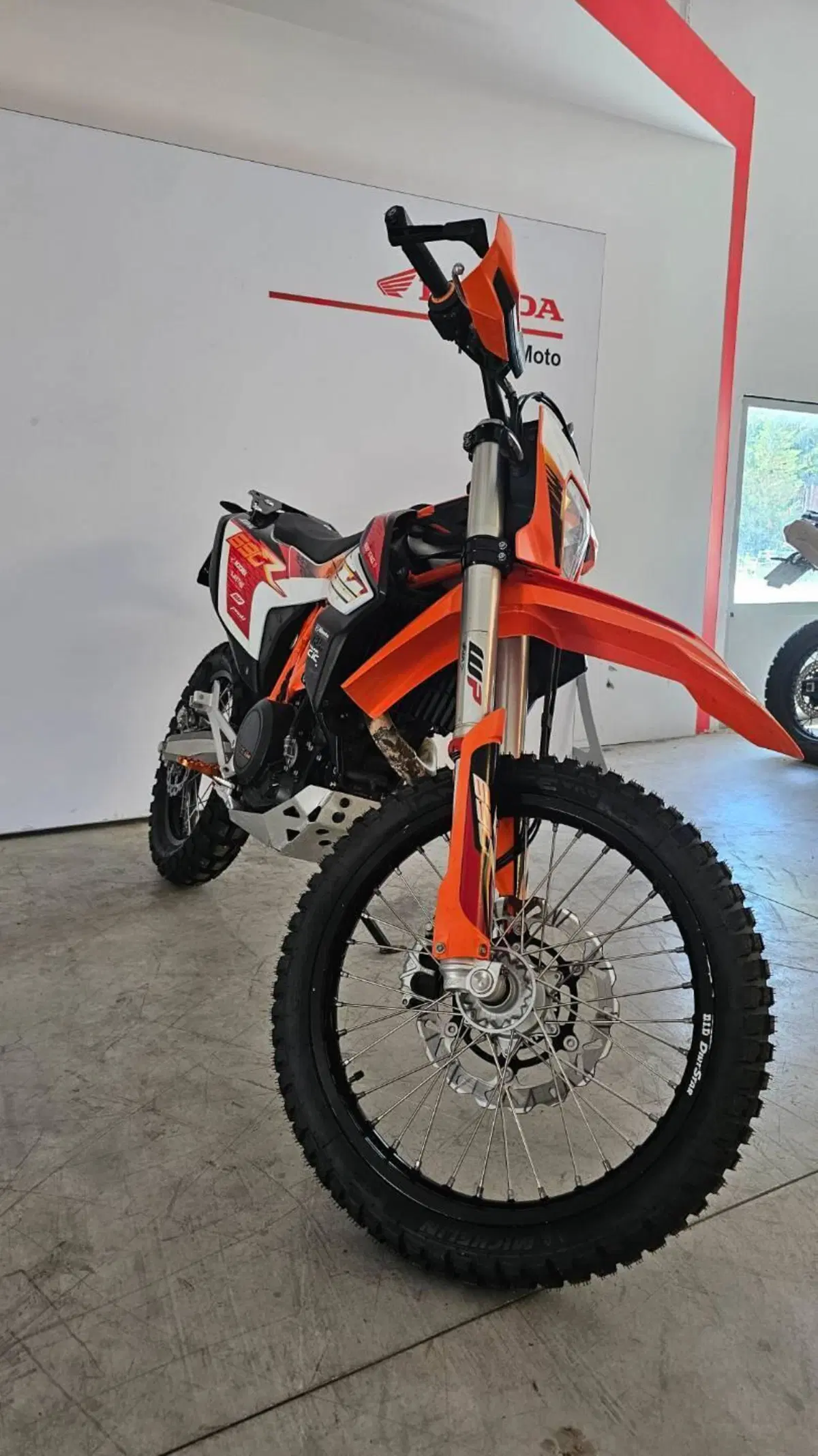 KTM 690 Enduro R (2019 - 20) (4)