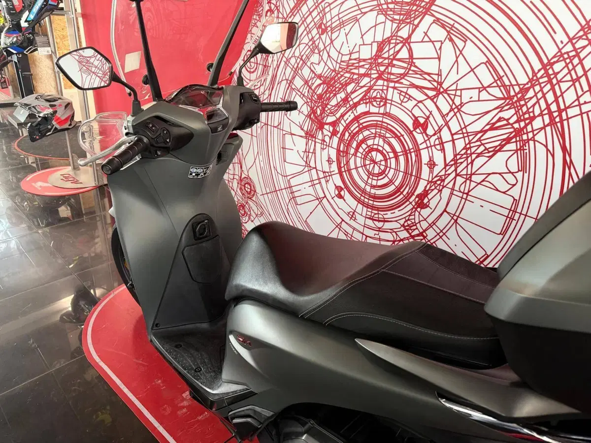 Honda SH 150i Sport (2022 - 23) (7)