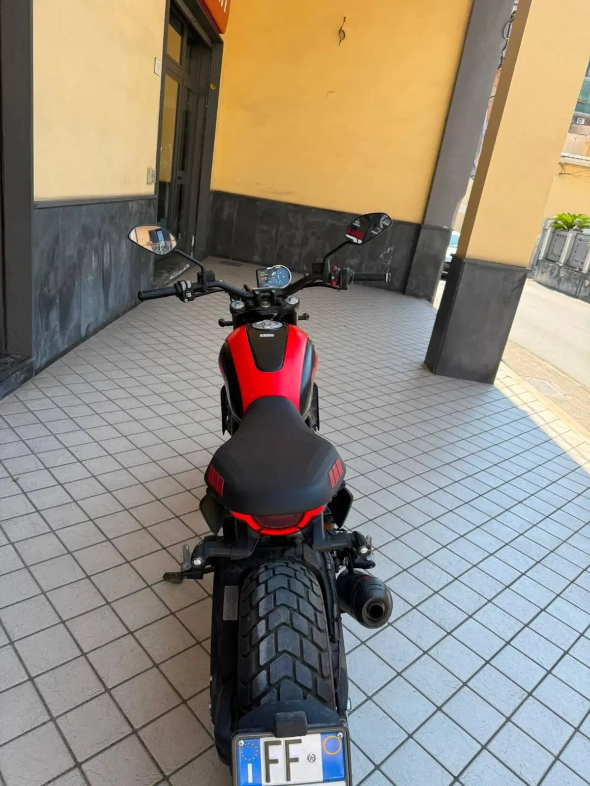 Ducati Scrambler 800 Full Throttle (2023 - 24) (5)