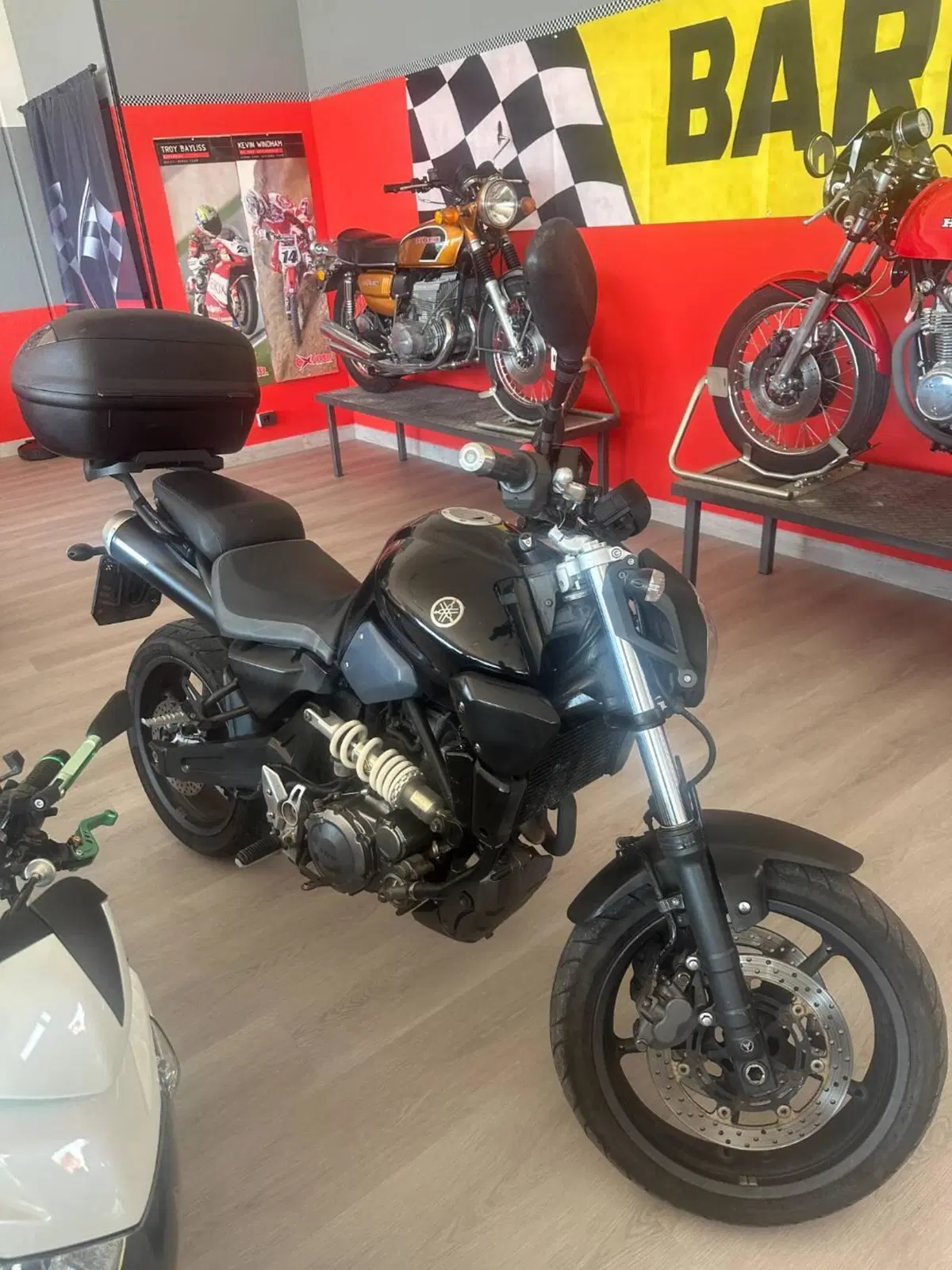 Yamaha MT-03 (2006 - 14) (2)